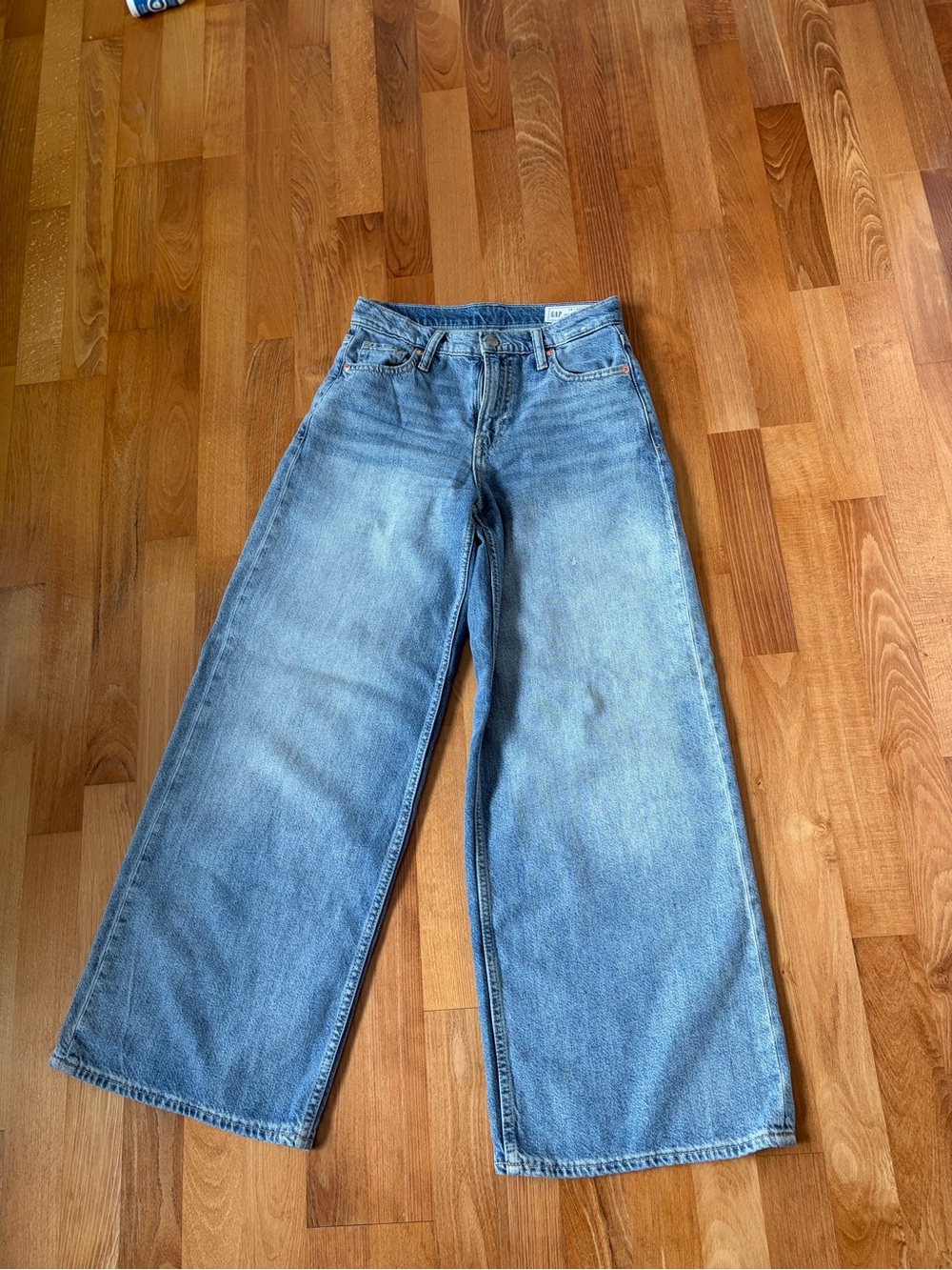 GAP never worn Light Blue Wide-Leg Women’s Jeans 24